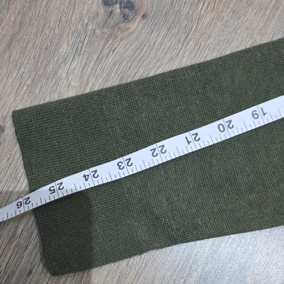 Pendleton 100% Merino Wool Olive and Burgundy Patterned Cardigan - Picture 4 of 5